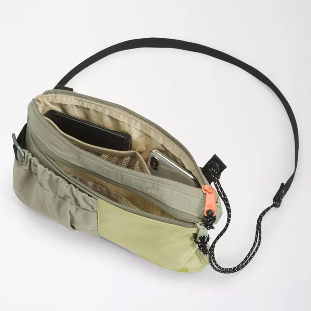 THE NORTH FACE Mountain Crossbody Bag TeaGreen - New With Tags - Picture 5 of 7